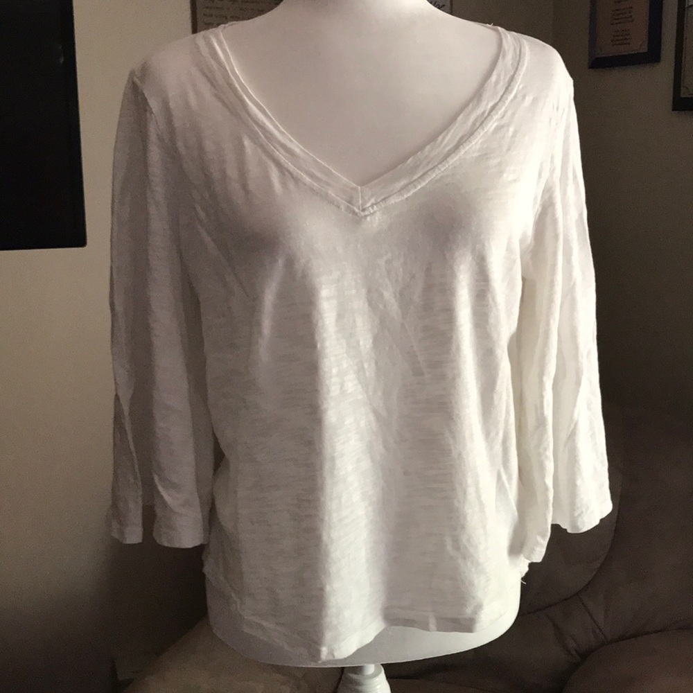 Meadow Rue bell sleeve..v neck..ivory..medium